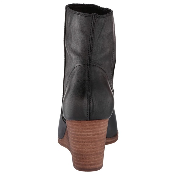 Lucky Brand Women's Wafael Fashion Boot 🚭🆕 - Picture 5 of 9